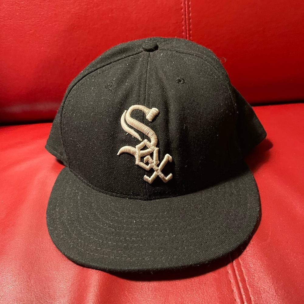 7 5/8 New Era 59Fifty MLB Cap Chicago White Sox Authentic On Field Fitted Hat